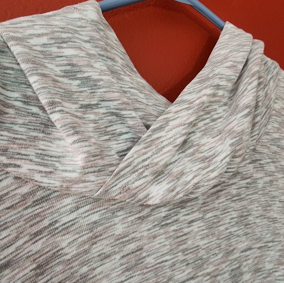 Columbia Cowl Neck Shirt - Picture 1 of 9